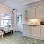 2 Bed In Whitby Oc-wa032 Prázdninový dům