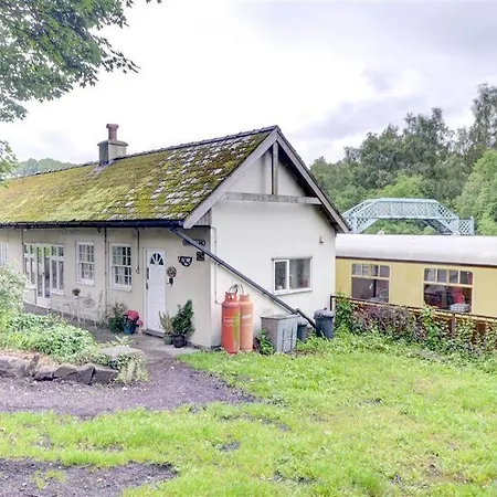 2 Bed In Whitby Oc-wa032